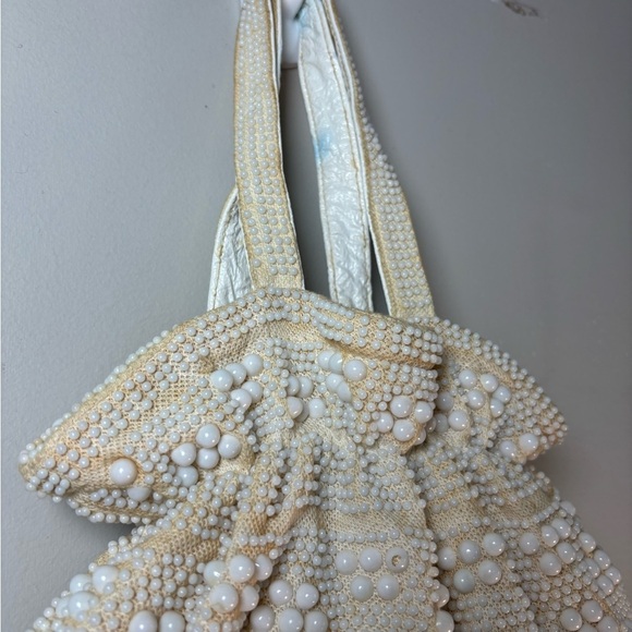 Vintage 1950s Candy Dot Cream & White Double Beaded Hand Bag - Picture 4 of 15